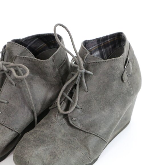 *Maurices Grey Suede Heeled Booties - Picture 3 of 8